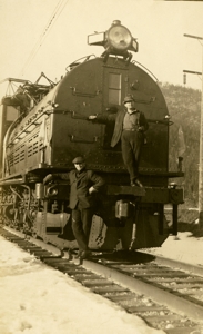 Locomotive 10252 at Cyr.
