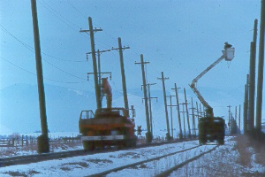 Removing trolley wire